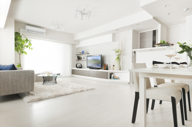 壁面収納でスッキリしたお部屋にメインビジュアル